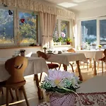 Haus Hepi 4* Обертраун