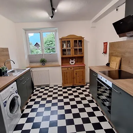 Haus Hepi 4* Обертраун
