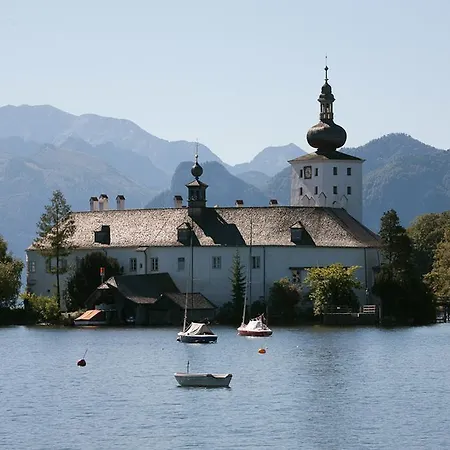 Haus Hepi Πανσιόν 4*